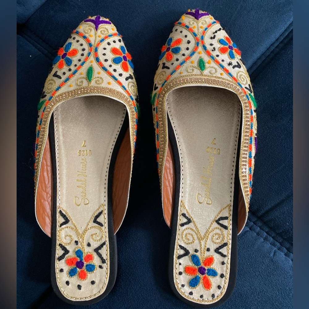 NEW Sandal House Ethnic Kussa Sandals/Mules.